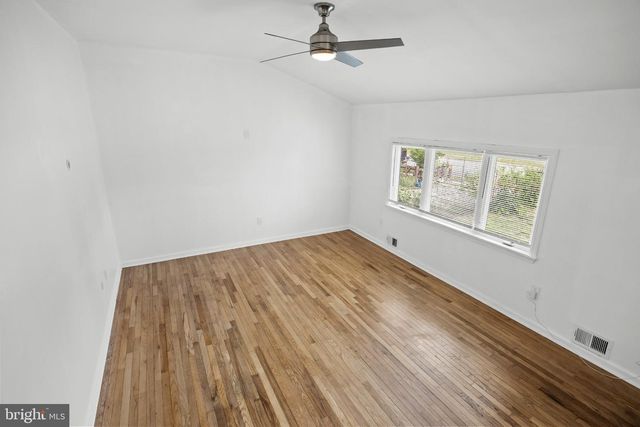 416 RIVER DR, Westville, NJ 08093