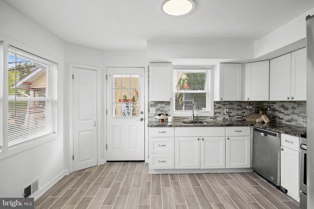 416 RIVER DR, Westville, NJ 08093