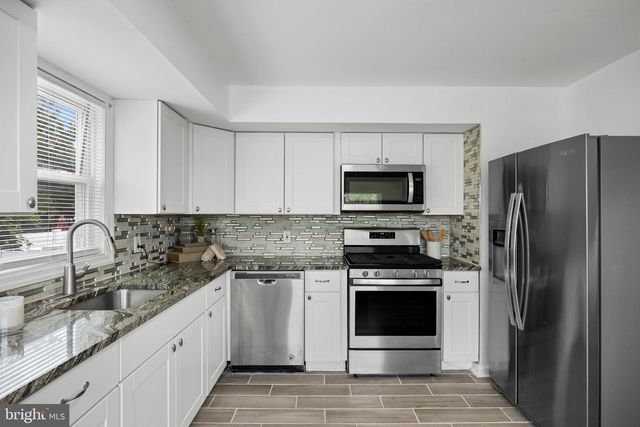 416 RIVER DR, Westville, NJ 08093