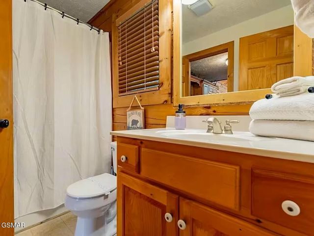 749 Yona Trail Way, Gatlinburg, TN 37738