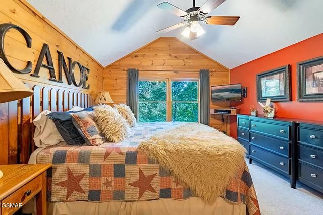 749 Yona Trail Way, Gatlinburg, TN 37738