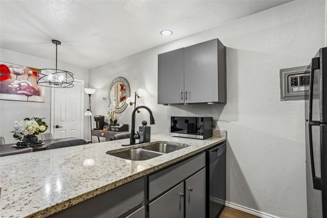 5540 Boca Raton Boulevard 181, Fort Worth, TX 76112