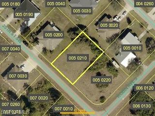 5204/5206 25TH ST SW AVE, Lehigh Acres, FL 33973