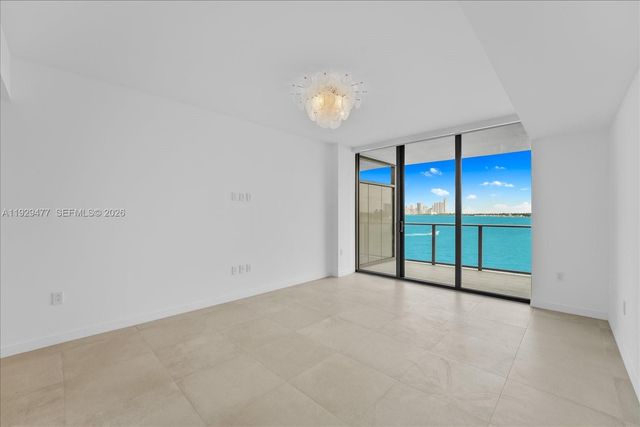 1135 103 St 403, Bay Harbor Islands, FL 33154