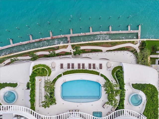 1135 103 St 403, Bay Harbor Islands, FL 33154