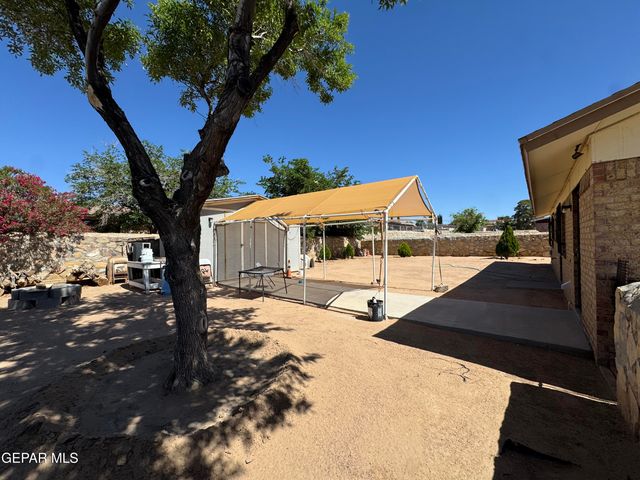 1601 James Chisum Drive, El Paso, TX 79936