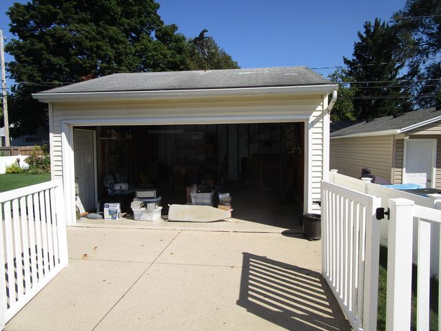 394 Miles Avenue 394 Miles Avenue, Tipp City, OH 45371