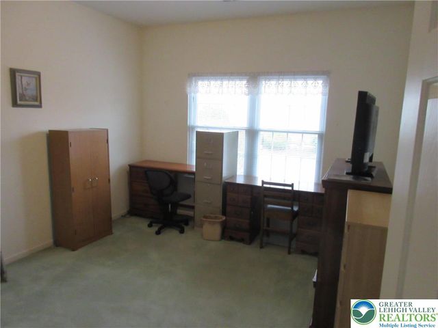 2430 Steeplechase Drive, Lower Macungie Twp, PA 18062