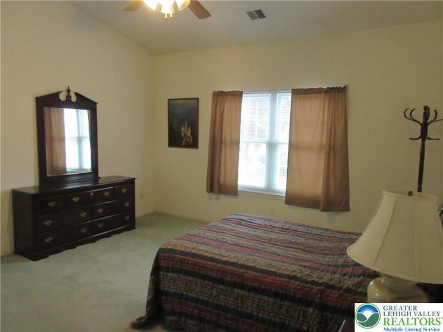 2430 Steeplechase Drive, Lower Macungie Twp, PA 18062
