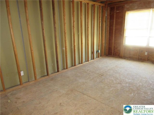 2430 Steeplechase Drive, Lower Macungie Twp, PA 18062