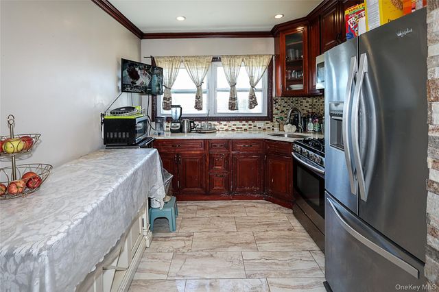 89-47 212th Street, Queens Village, NY 11427