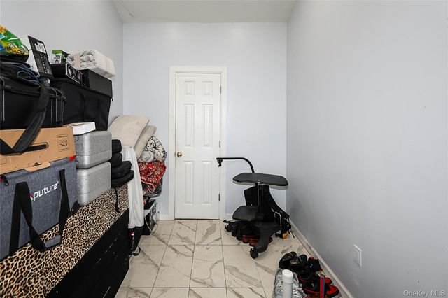 89-47 212th Street, Queens Village, NY 11427