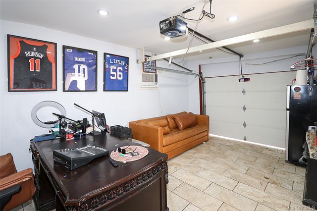 89-47 212th Street, Queens Village, NY 11427