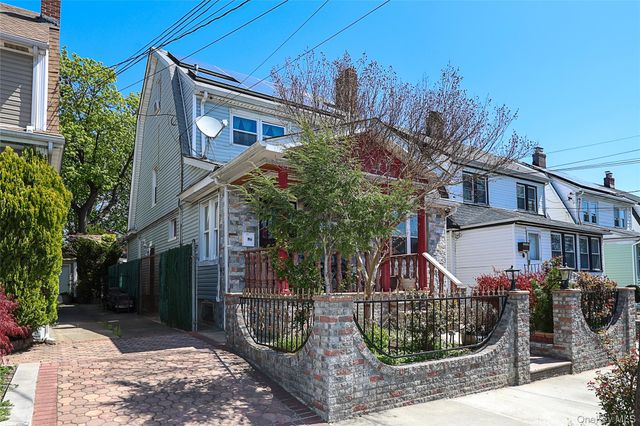 89-47 212th Street, Queens Village, NY 11427