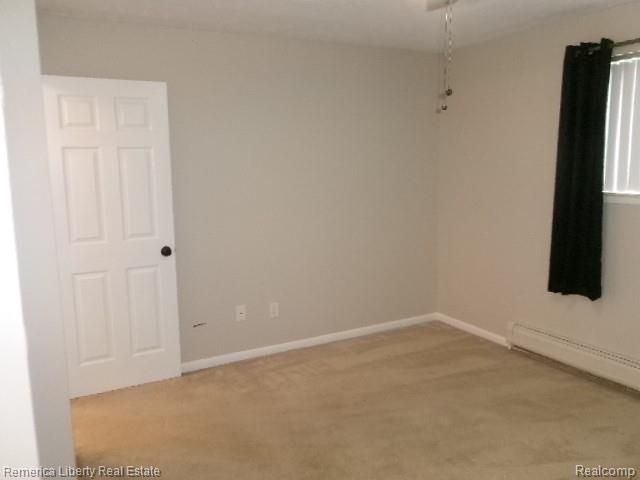 15110 Fairfield Street B, Livonia, MI 48154
