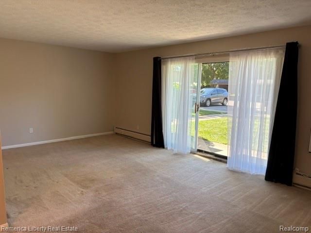 15110 Fairfield Street B, Livonia, MI 48154