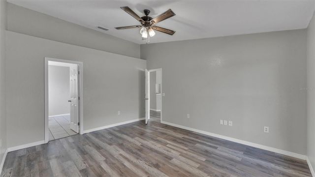 5284 ENGLISH DRIVE, Lakeland, FL 33812