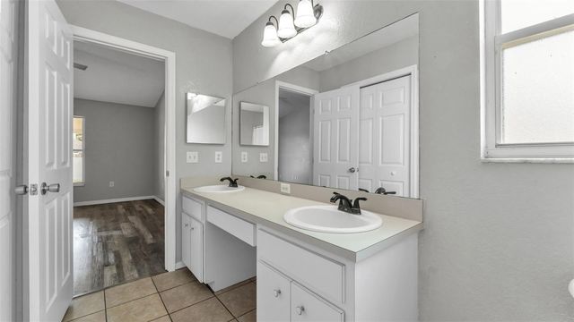 5284 ENGLISH DRIVE, Lakeland, FL 33812