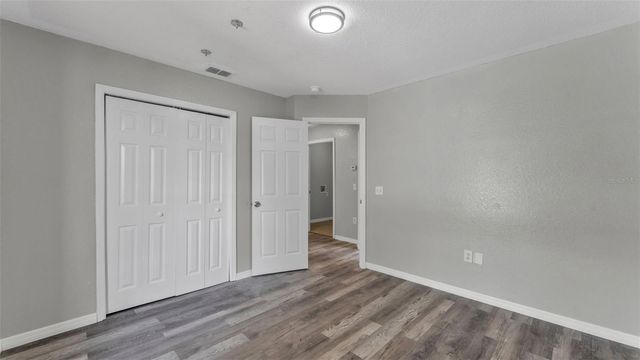 5284 ENGLISH DRIVE, Lakeland, FL 33812