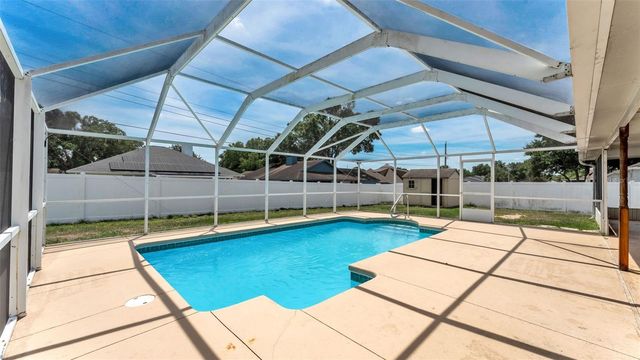 5284 ENGLISH DRIVE, Lakeland, FL 33812