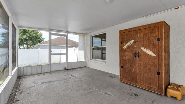 5284 ENGLISH DRIVE, Lakeland, FL 33812