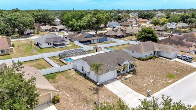 5284 ENGLISH DRIVE, Lakeland, FL 33812