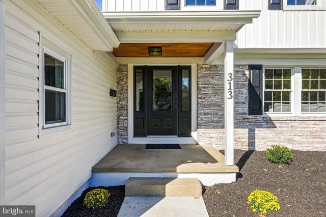 313 BRANDYWINE DR, Marlton, NJ 08053