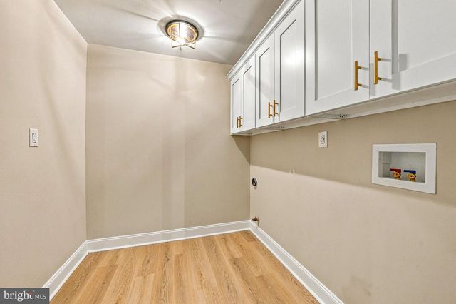 313 BRANDYWINE DR, Marlton, NJ 08053
