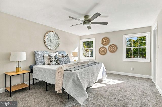 313 BRANDYWINE DR, Marlton, NJ 08053