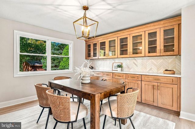 313 BRANDYWINE DR, Marlton, NJ 08053