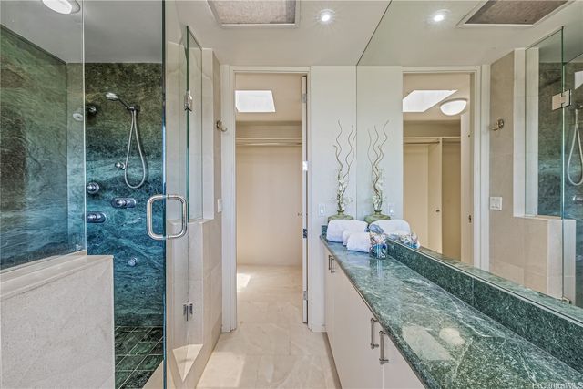 2929 Poni Moi Road 4, Honolulu, HI 96815