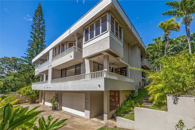 2929 Poni Moi Road 4, Honolulu, HI 96815