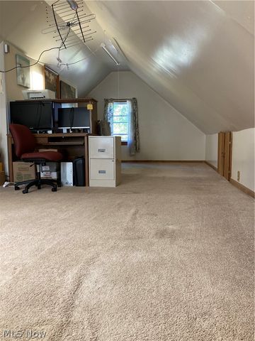 2833 Daleford Avenue NE, Canton, OH 44705
