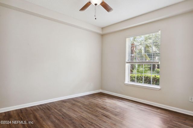 785 OAKLEAF PLANTATION Parkway 213, Orange Park, FL 32065
