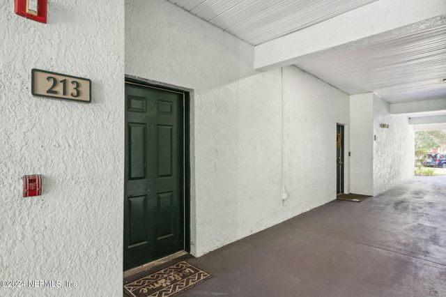 785 OAKLEAF PLANTATION Parkway 213, Orange Park, FL 32065