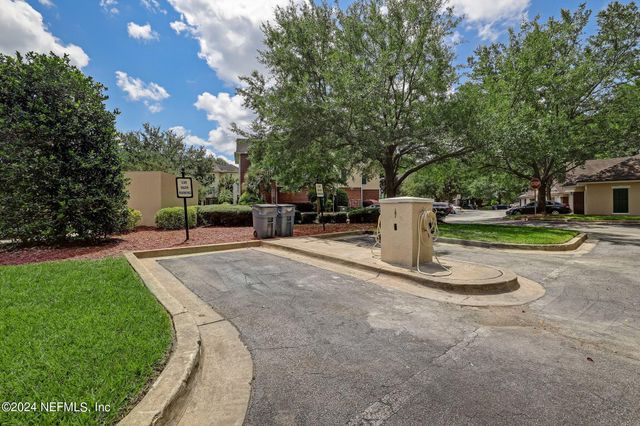 785 OAKLEAF PLANTATION Parkway 213, Orange Park, FL 32065