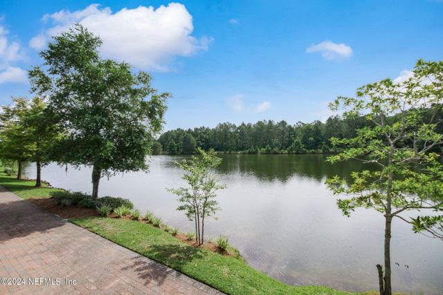 785 OAKLEAF PLANTATION Parkway 213, Orange Park, FL 32065