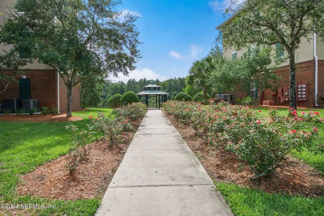 785 OAKLEAF PLANTATION Parkway 213, Orange Park, FL 32065