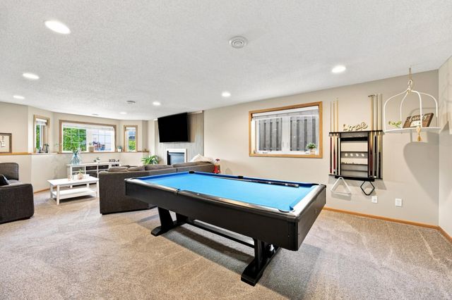 616 Lexington Lane, Moorhead, MN 56560