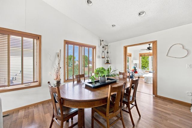 616 Lexington Lane, Moorhead, MN 56560