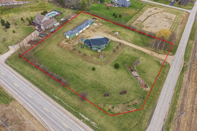 1679 W Old Bridge ROAD, Campbellsport, WI 53010