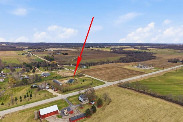 1679 W Old Bridge ROAD, Campbellsport, WI 53010