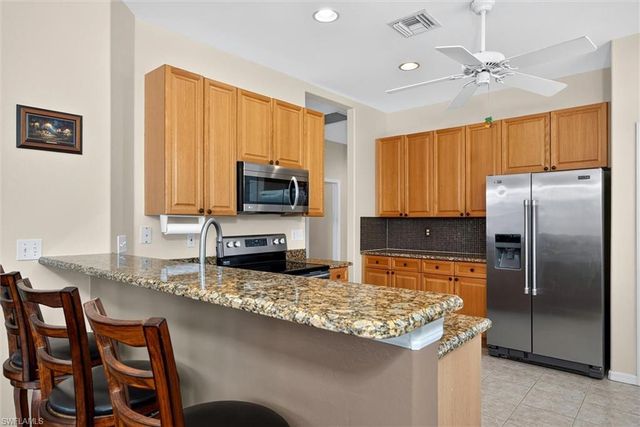 11237 Lakeland CIR, Fort Myers, FL 33913
