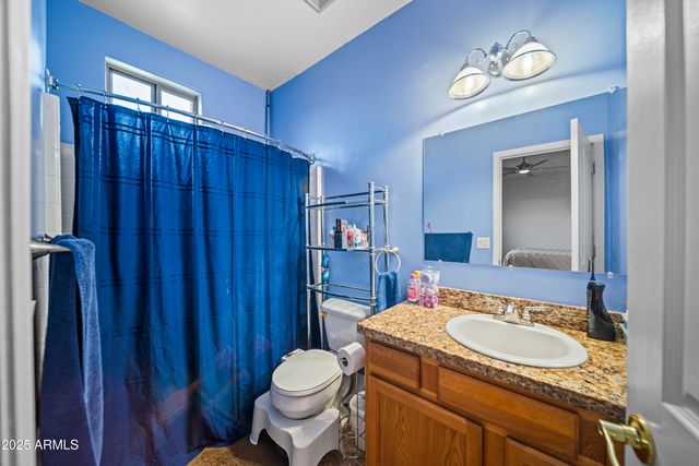 456 GUSKIN Road, Morristown, AZ 85342