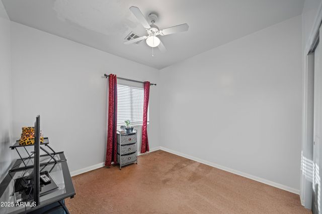 456 GUSKIN Road, Morristown, AZ 85342