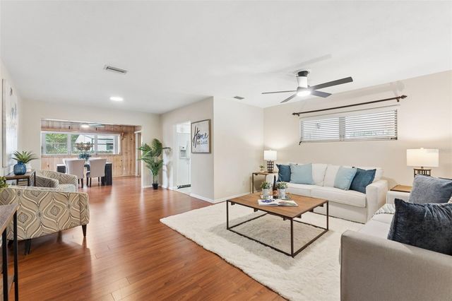 31 JASMINE DRIVE, Debary, FL 32713