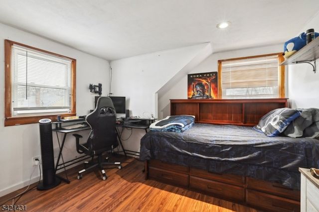 2 Dey Pl, Edison Twp., NJ 08817