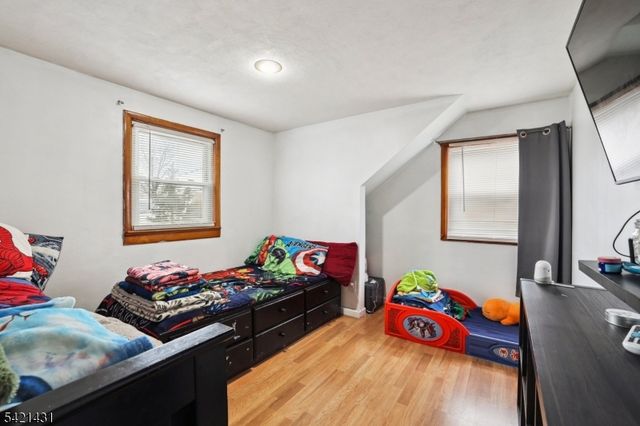 2 Dey Pl, Edison Twp., NJ 08817