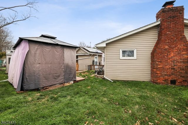 2 Dey Pl, Edison Twp., NJ 08817