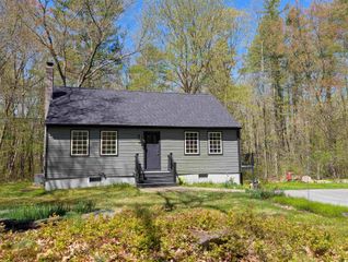 34 Brooks Road, Barrington, NH 03825